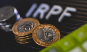 Leia mais sobre o artigo Desvendando o Leão: 7 Armadilhas Fiscais a Evitar no IR 2026 com Tecnologia e Contabilidade Inteligente