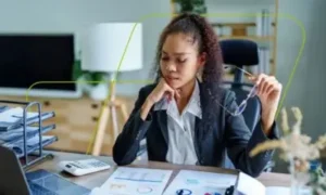 Leia mais sobre o artigo Seu CNPJ em “Standby”? Desvende a Diferença entre Empresa Inativa e Sem Movimento